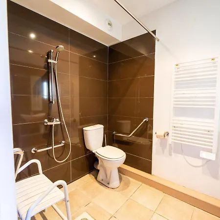 Studio Moderne Avec Piscine Interieure, Wifi Et Parking A - Fr-1-165b-29 公寓 *